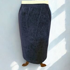 Vintage Leslie Fay Dark Navy Pencil Skirt